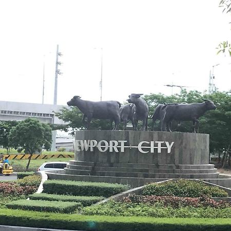101 Newport Blvd Condotel Manila Eksteriør billede