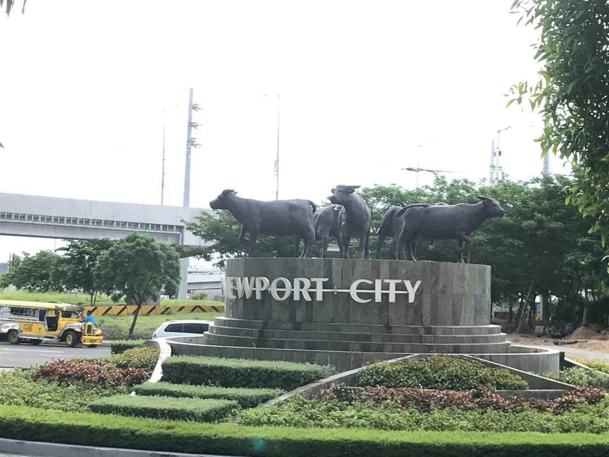 101 Newport Blvd Condotel Manila Eksteriør billede