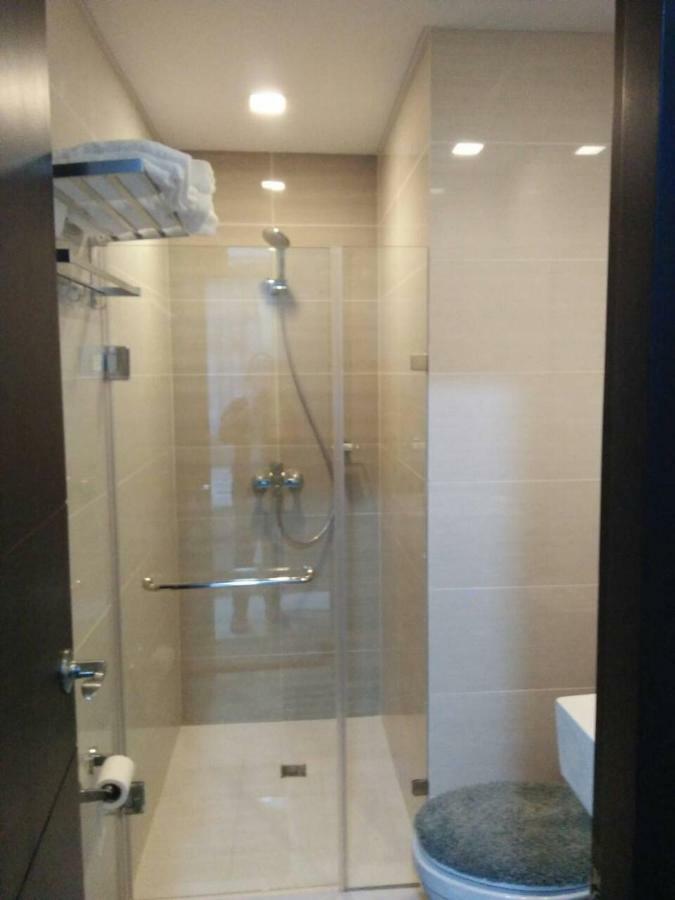 101 Newport Blvd Condotel Manila Eksteriør billede